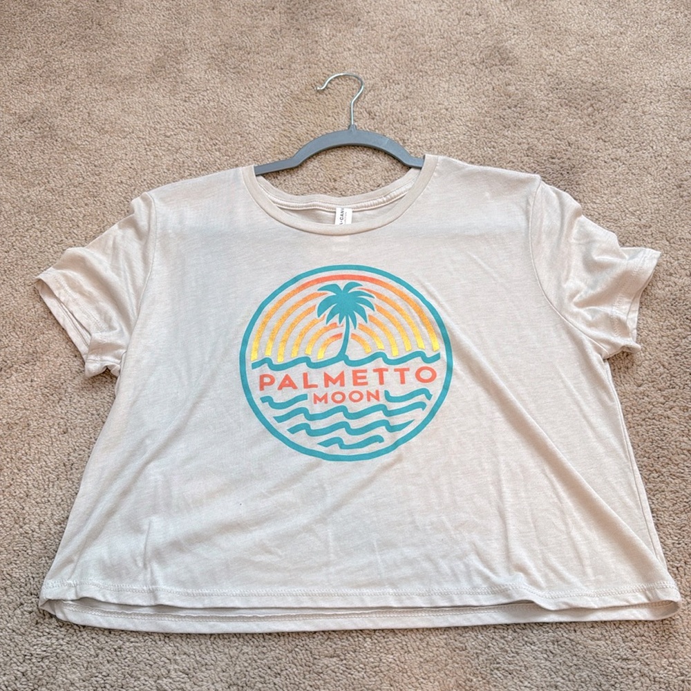 Palmetto Moon cropped t-shirt, size large
